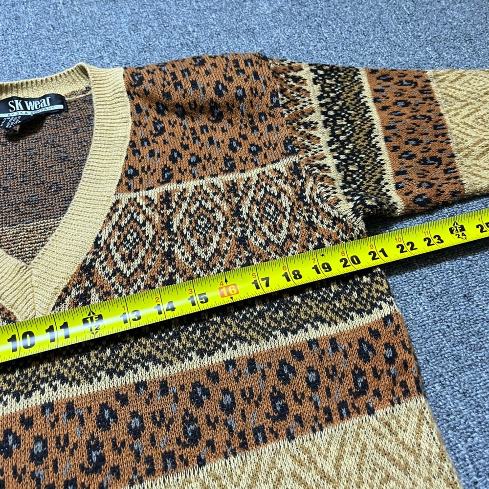 Vintage SK Wear Sweater Small Brown Leopard Fair Isle V-Neck Knit 90s Retro - Picture 4 of 8
